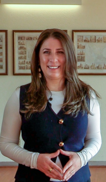 Dra. Ximena